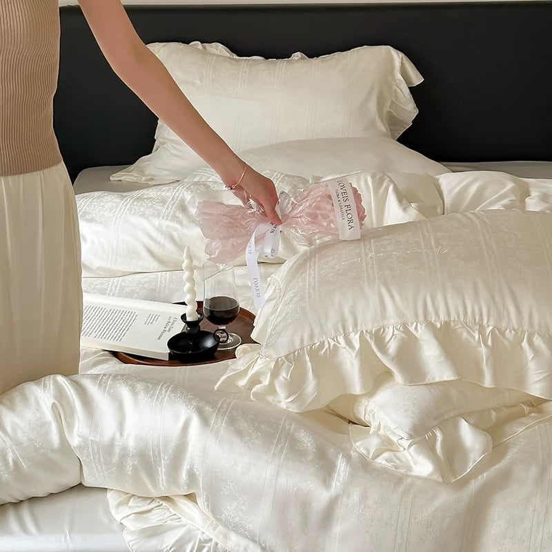 Monnie Bedsheet Set