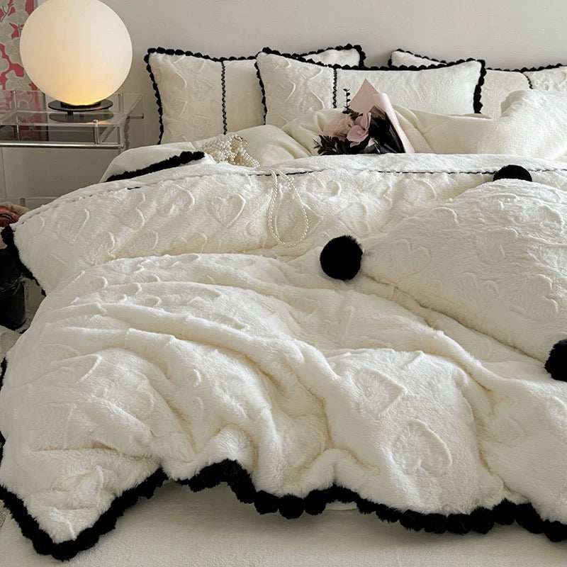 Leandra Bedsheet Set