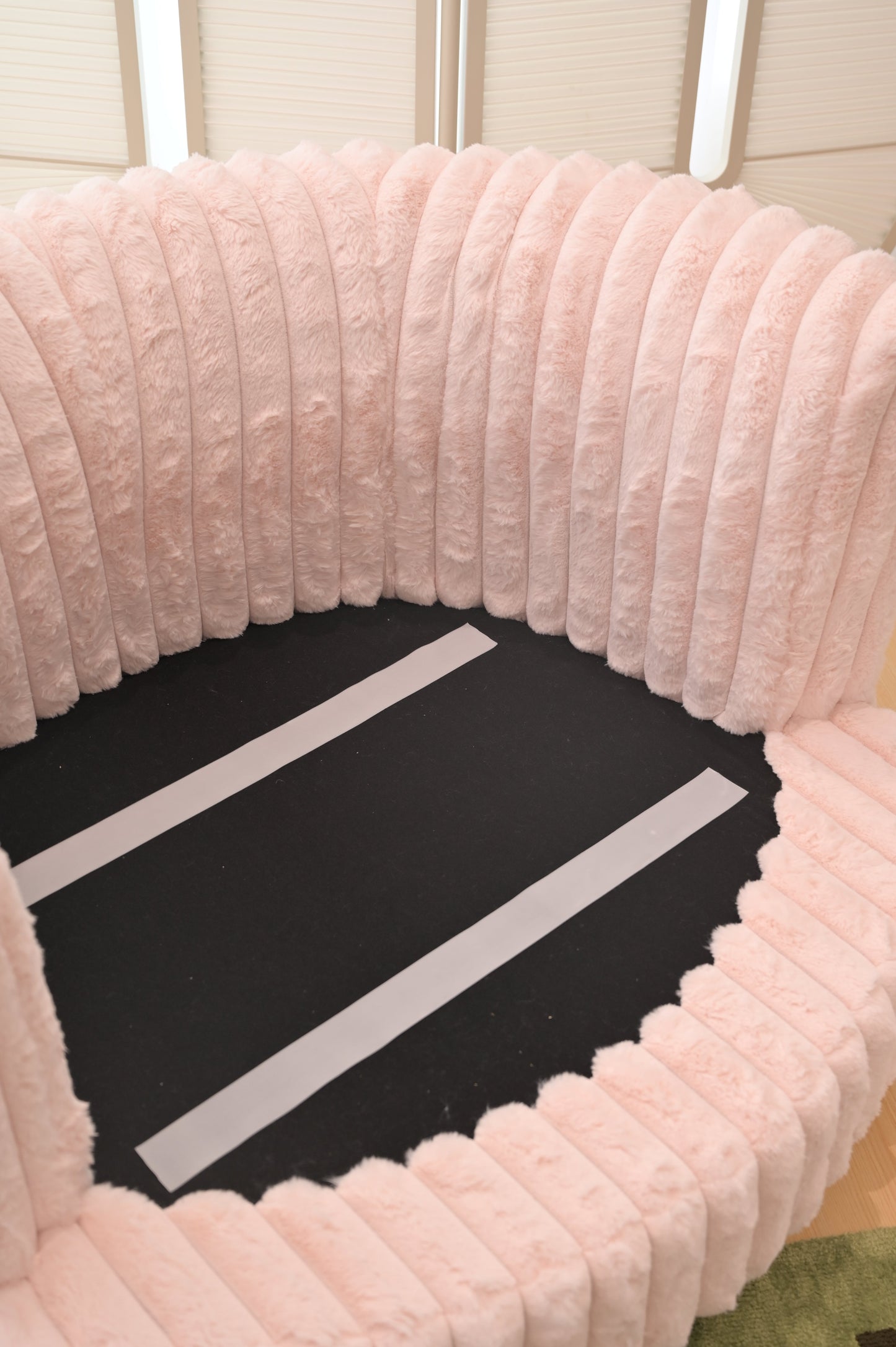 Charlotte Rotatable Chair with Mobile Holder