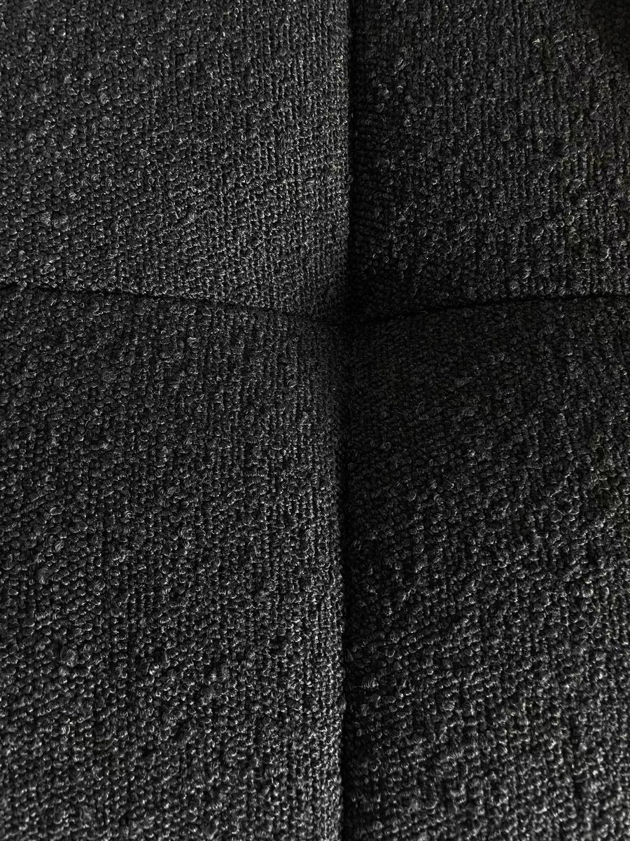 Back to Black Y2023-11