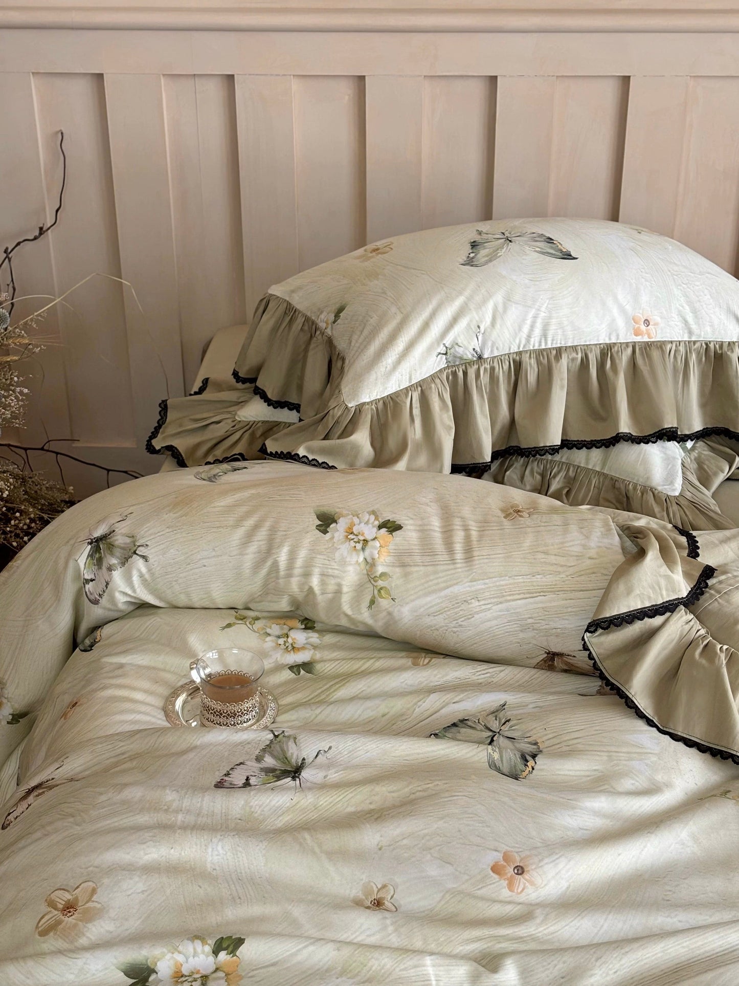 Tessa Bedsheet Set