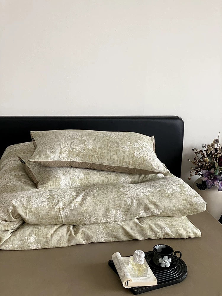 Cassandra Bedsheet Set