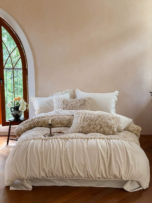 Yuna Bedsheet Set