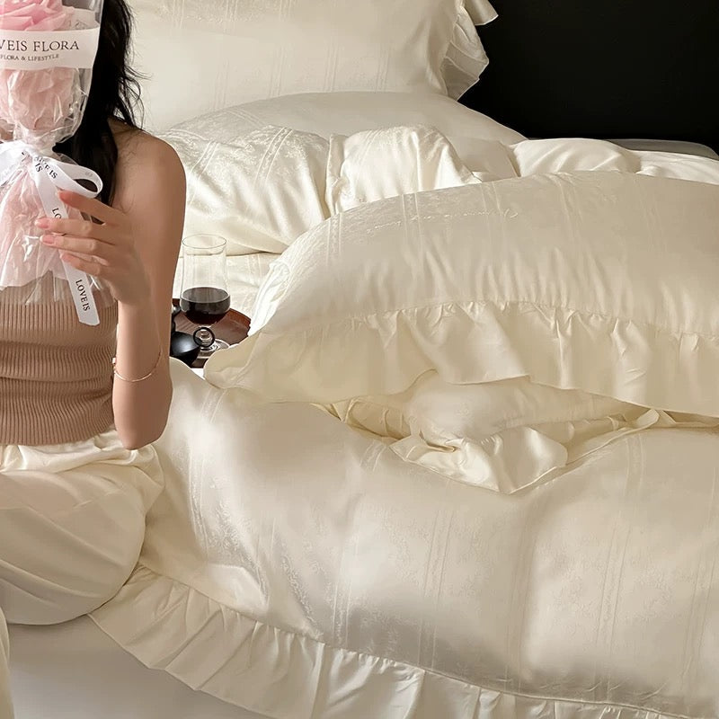 Monnie Bedsheet Set
